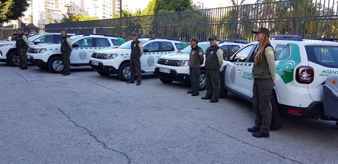 Málaga.- La Junta entrega nueve vehículos a agentes de Medio Ambiente para vigil