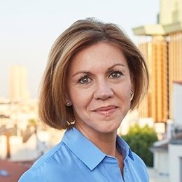 La exministra de Defensa, María Dolores de Cospedal, socia principal de SMS Albiñana & Suárez de Lezo