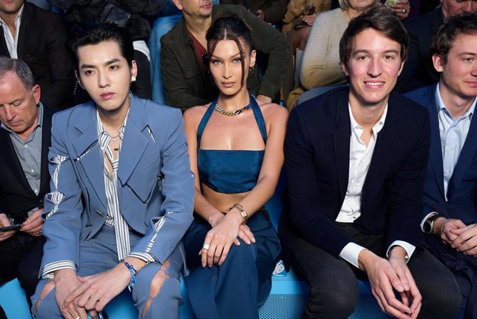 KRIS WU, BELLA HADID, ALEXANDRE ARNAULT EN LA PASARELA DE LOUIS VUITTON