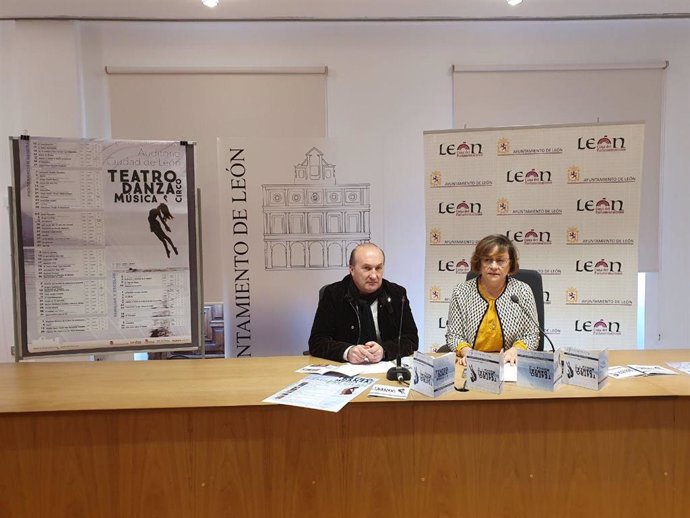La concejal de Acción y Promoción Cultural, Evelia Fernández, presenta la nueva programación semestral del Auditorio Ciudad de León.