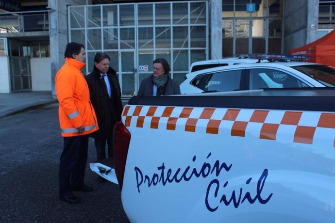 PResentación de la nueva flota de vehículos de Protección Civil en Oviedo.