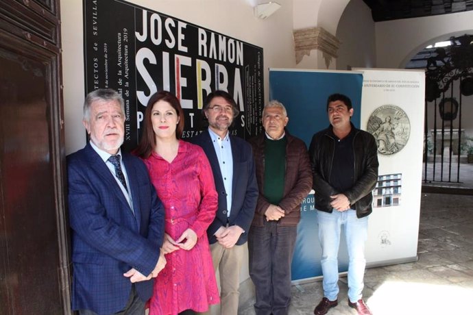 Presentación de la exposición 'José Ramón Sierra, Pinturas. Casas, estatuas, ruinas y fibra óptica'.