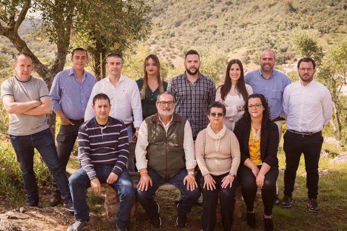 Ediles de Galaroza crean un 'cheque bebé' con parte de su sueldo para luchar contra la despoblación.