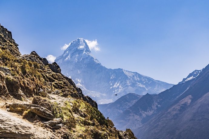 Nepal.- Al menos siete excursionistas desaparecidos tras una avalancha cerca del