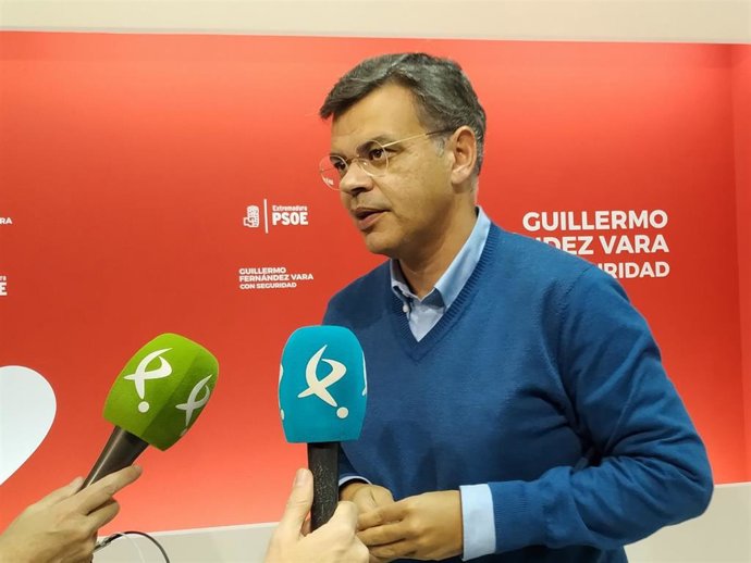 Juan Antonio González, portavoz del PSOE de Extremadura