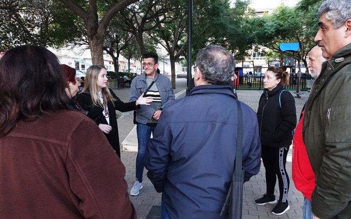 La concejala socialista Alicia Murillo en la Plaza Aurelio Gomollon.