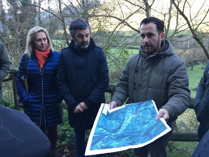 Visita del Gobierno de Asturias a la Senda del Oso