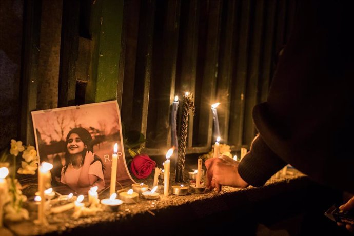Homenaje a los fallecidos en el avión ucraniano derribado en Teherán