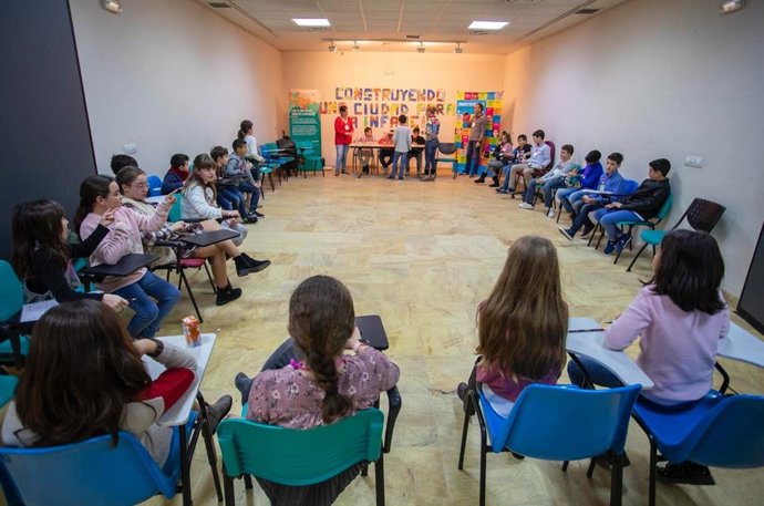 Inahia Blanch Pozuelo, elegida nueva alcaldesa infantil.