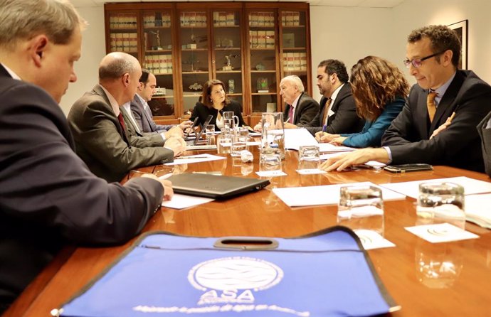 Crespo resalta el apoyo de las empresas de abastecimiento para un Pacto Andaluz 