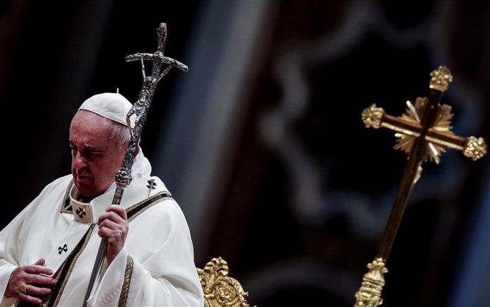 El Papa Francisco en la Basílica de San Pedro del Vaticano, celebrando la Epifanía el pasado 6 de enero de 2020