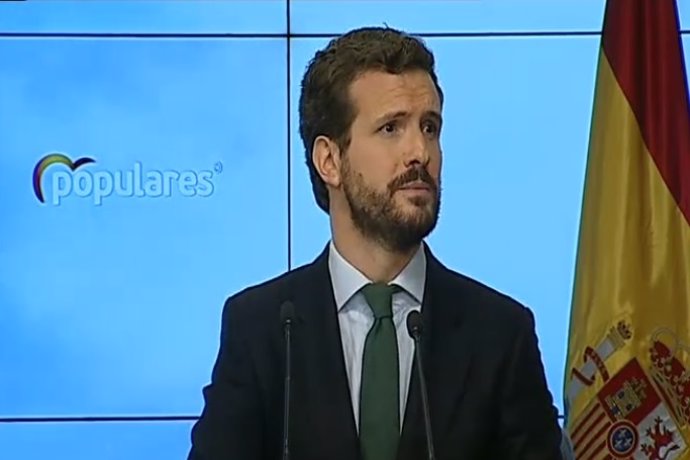 CORR.- Casado se pregunta por qué el Gobierno se preocupa del 'pin parental' y "