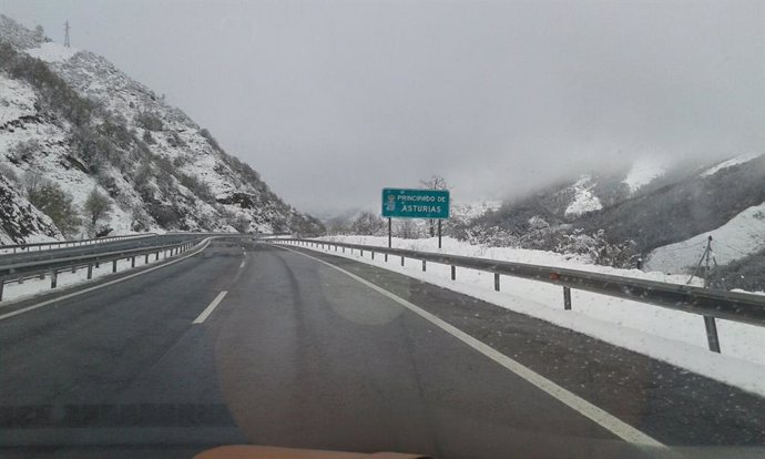 Nieve, Huerna, carreteras, Asturias, nevada