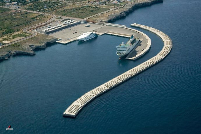 Vista aérea del puerto de Ciutadella