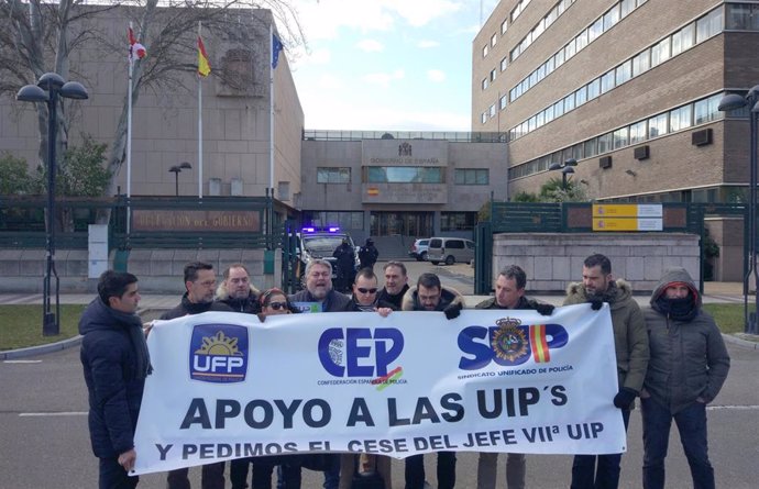 Responsables de los sindicatos policiales reclaman ante la Delegación del Gobierno de CyL el cese del jefe de la VII UIP, con sede en Valladolid.
