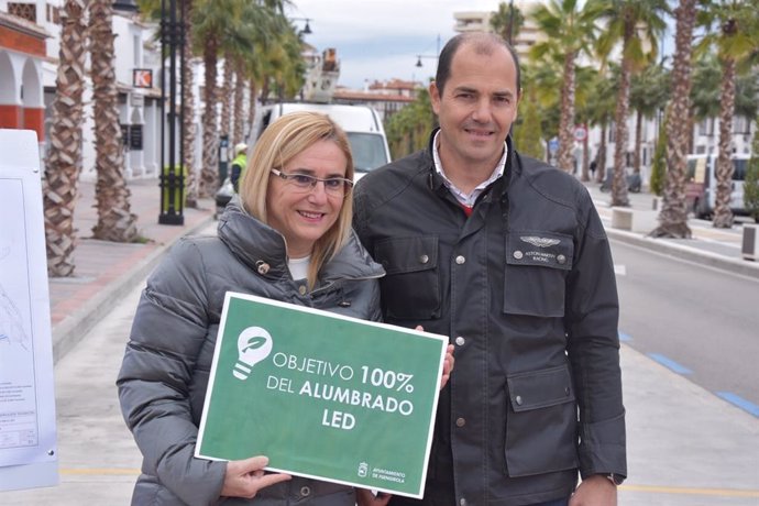 Málaga.- Fuengirola implantará la tecnología LED en la totalidad de su alumbrado