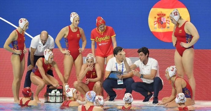 La selección española de waterpolo femenino durante el Campeonato de Europa 2020 de Budapest (Hungría)