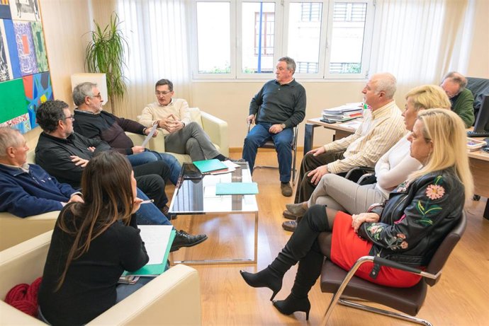 Psoe Almería. Nota Y Foto Ave