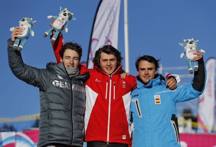 JJ.OO.- Álvaro Romero se cuelga el bronce en snowboard cross en los Juegos Olímp