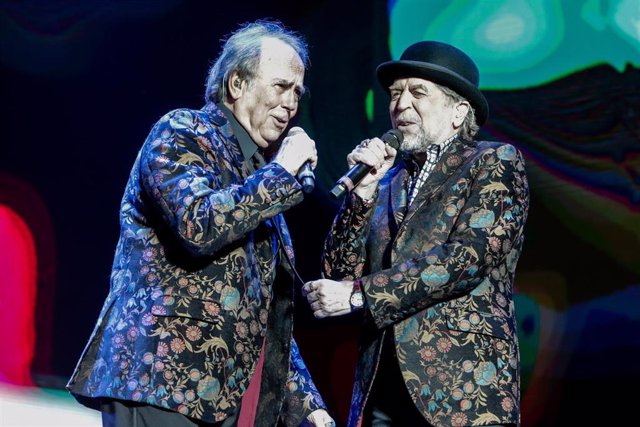 Los cantantes Joaquín Sabina y Joan Manuel Serrat actúan en el WiZink Center de Madrid el 20 de enero del 2020.