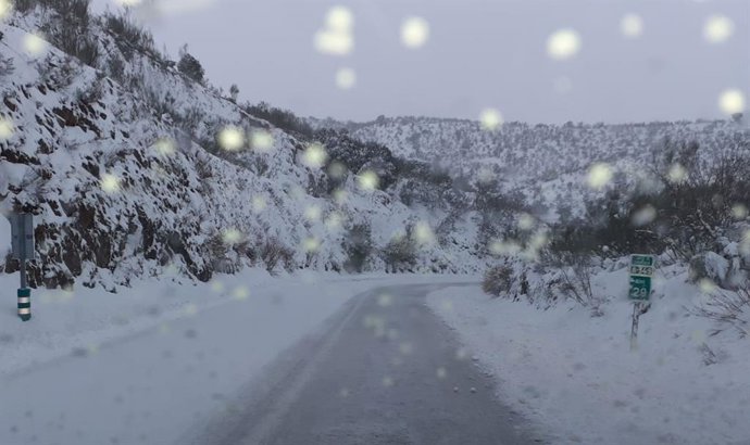 Nevada en la carretera A-349 a su paso por Tahal (Almería)