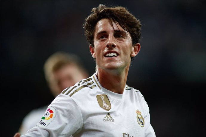 Fútbol.- El Bayern de Munich podría fichar a Odriozola para reforzar su defensa,