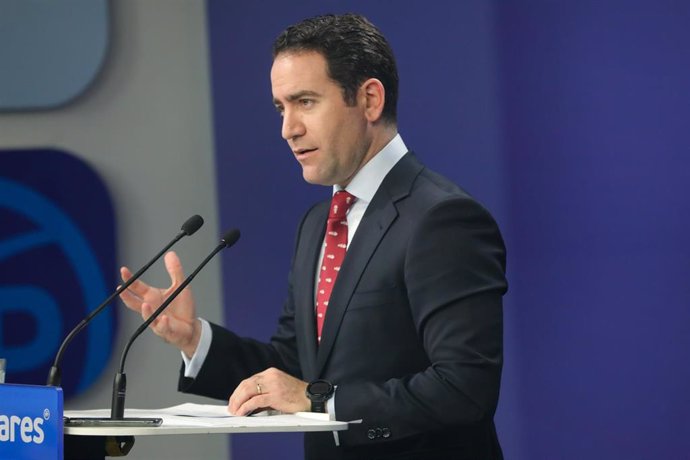 García Egea pide que Sánchez lleve a Torra la resolución que lo inhabilita cuand
