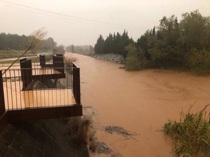 Alzira activa la preemergencia por inundaciones en el casco urbano