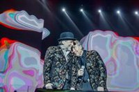 Fotos del concierto de Serrat y Sabina en el WiZink Center de Madrid