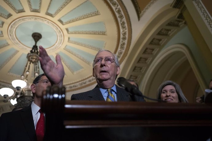 EEUU.- El Senado abre el que podría ser el juicio político más breve a un presid
