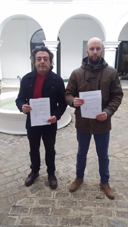 El PP de Cazalla pide que dimita el alcalde