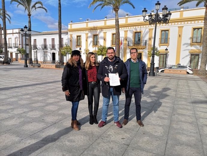 El PSOE de La Palma del Condado (Huelva) pide al PP que "rechace el cierre de la oficina liquidadora".