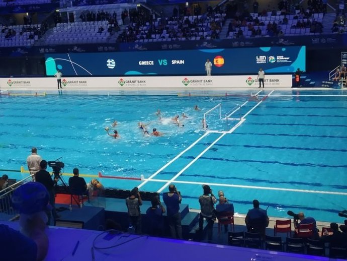 La selección española femenina de waterpolo ante Grecia en el Europeo