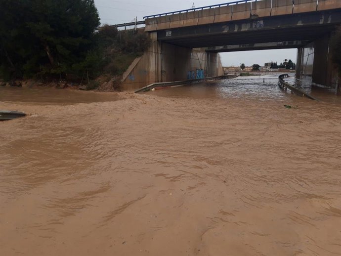 Temporal.- Continúan cortadas al tráfico 9 carreteras en la Región de Murcia
