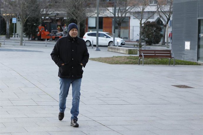 Uno de los ex directivos del Club de Fútbol Osasuna,  Txuma Peralta, a su llegada al Palacio de Justicia de Pamplona, donde comienza el juicio por  supuestos amaños de partidos en la temporada 2013-2014, en Pamplona /Navarra, a 20 de enero de 2020.