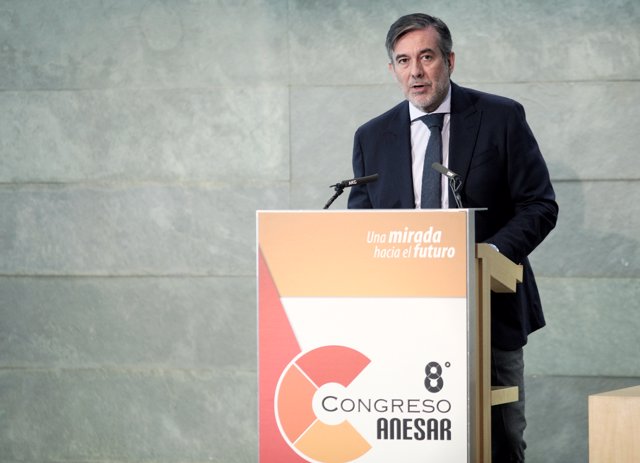 El consejero de Justicia, Interior y Víctimas de la Comunidad de Madrid, Enrique López clausura el VIII Congreso Nacional de Salones de Juego