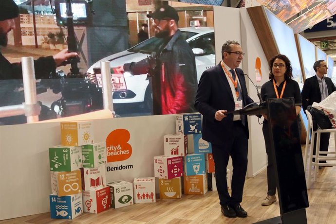 Benidorm se promociona en Fitur como plató de rodaje