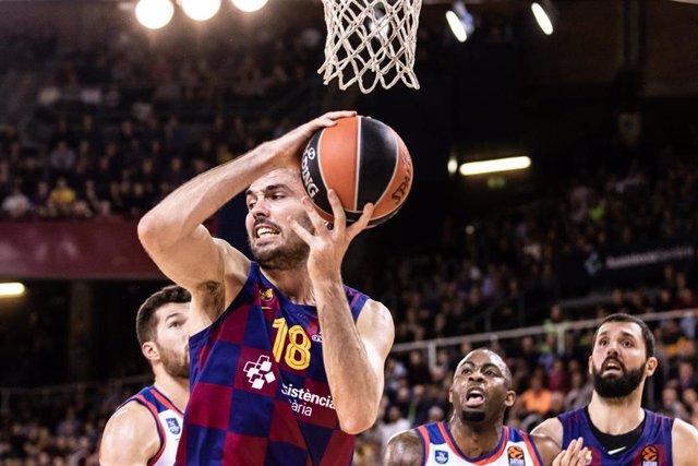 Pierre Oriola of FC Barcelona, during the Turkish Airlines EuroLeague match between  FC Barcelona  and Anadolu Efes Istanbul at Palau Blaugrana on January 10, 2020 in Barcelona, Spain.