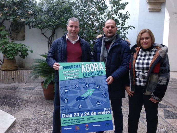 Ruz (centro), junto a Granados, presenta la tercera edición de 'Ágora La Carlota'
