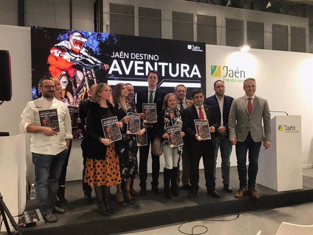 Presentación en Fitur del nuevo número de la revista Jaén Destino Aventura