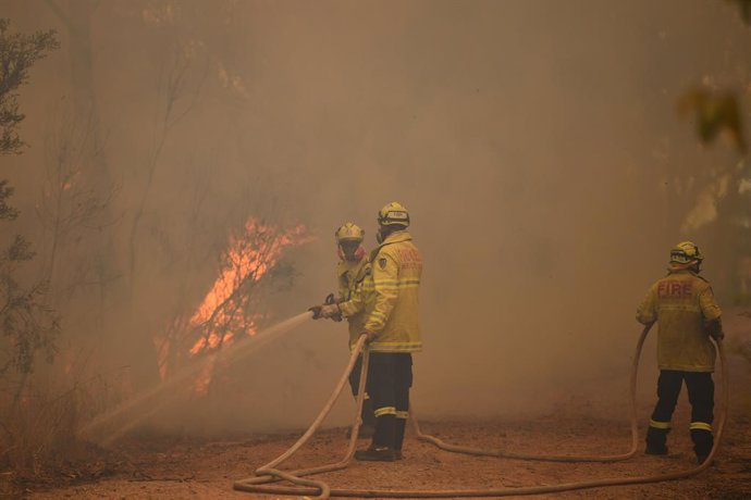 AMP.-Australia.- Tres bomberos mueren en Australia tras estrellarse el avión cis