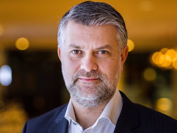 Kostas Vouzas (CEO de Philips TV): "Por ahora el 8K no es necesario"