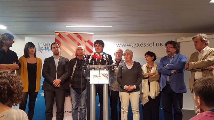 L'expresident de la Generalitat Carles Puigdemont després de reunir-se amb el Consell per la República