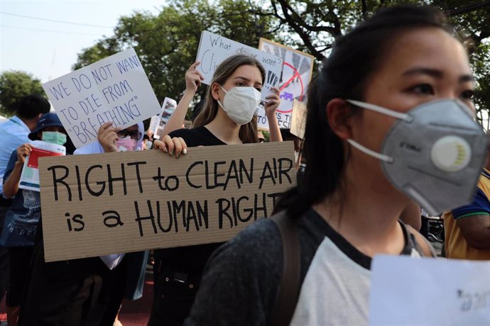 Protesta en la capital de Bangkok, Tailandia, por los elevados niveles de contaminación atmosférica