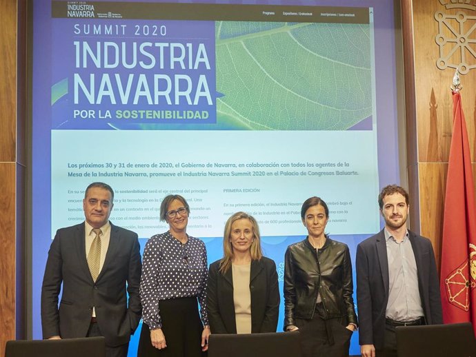 Antonio Rodríguez, Cristina García, Izaskun Goñi, Ana Ursua y Gonzalo Franco en la presentación de Industria Navarra Summit 2020