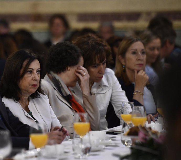 La ministra de Defensa, Margarita Robles, en und esayuno informativo en septiembre de 2019