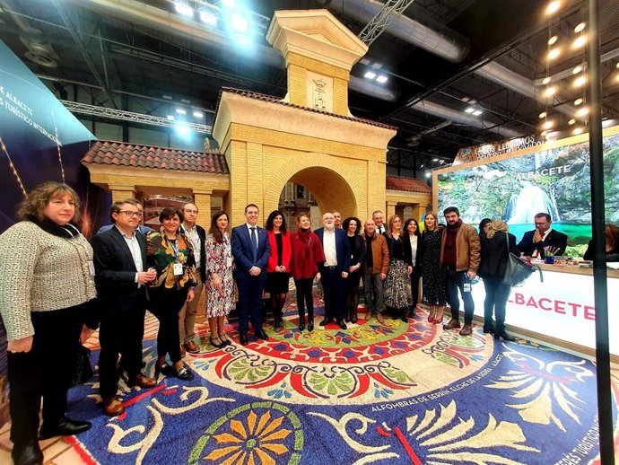 Fitur.- La Diputación Albacete anima a generar contactos y Junta destaca lugares