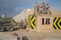 Militares españoles refuerzan la seguridad de los búnkeres del centro de adiestramiento de Besmayah en Irak