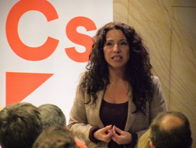 La consejera de Igualdad, Políticas Sociales y Conciliación, Rocío Ruiz, durante un encuentro con afiliados y cargos públicos de Cs en la provincia de Jaén