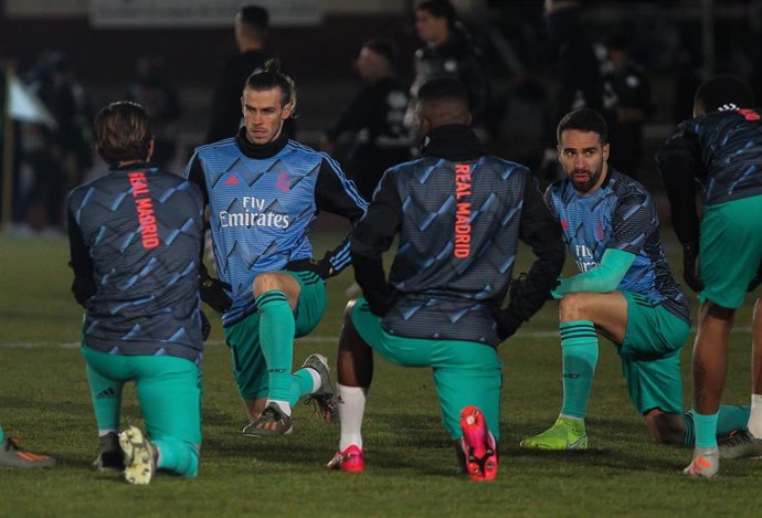 SALAMANCA, SPAIN - JANUARY 22: Gareth Bale, of Real Madrid and Dani Carvajal, of Real Madrid during Copa del Rey football match,  played between Unionistas CF and Real Madrid CF at Las Pistas del Helmantico on January 22, 2020 in Salamanca, Spain.